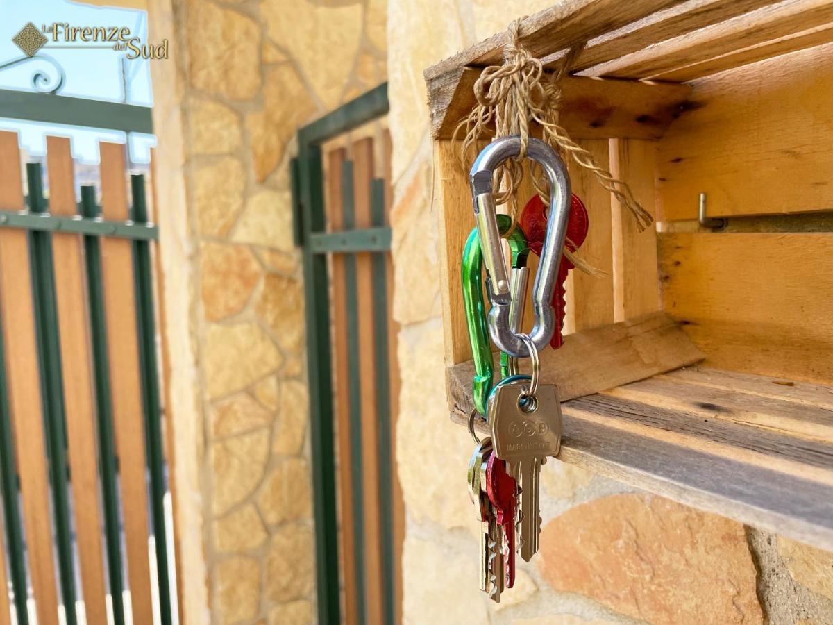 La Firenze Del Sud Panzió Lecce Kültér fotó