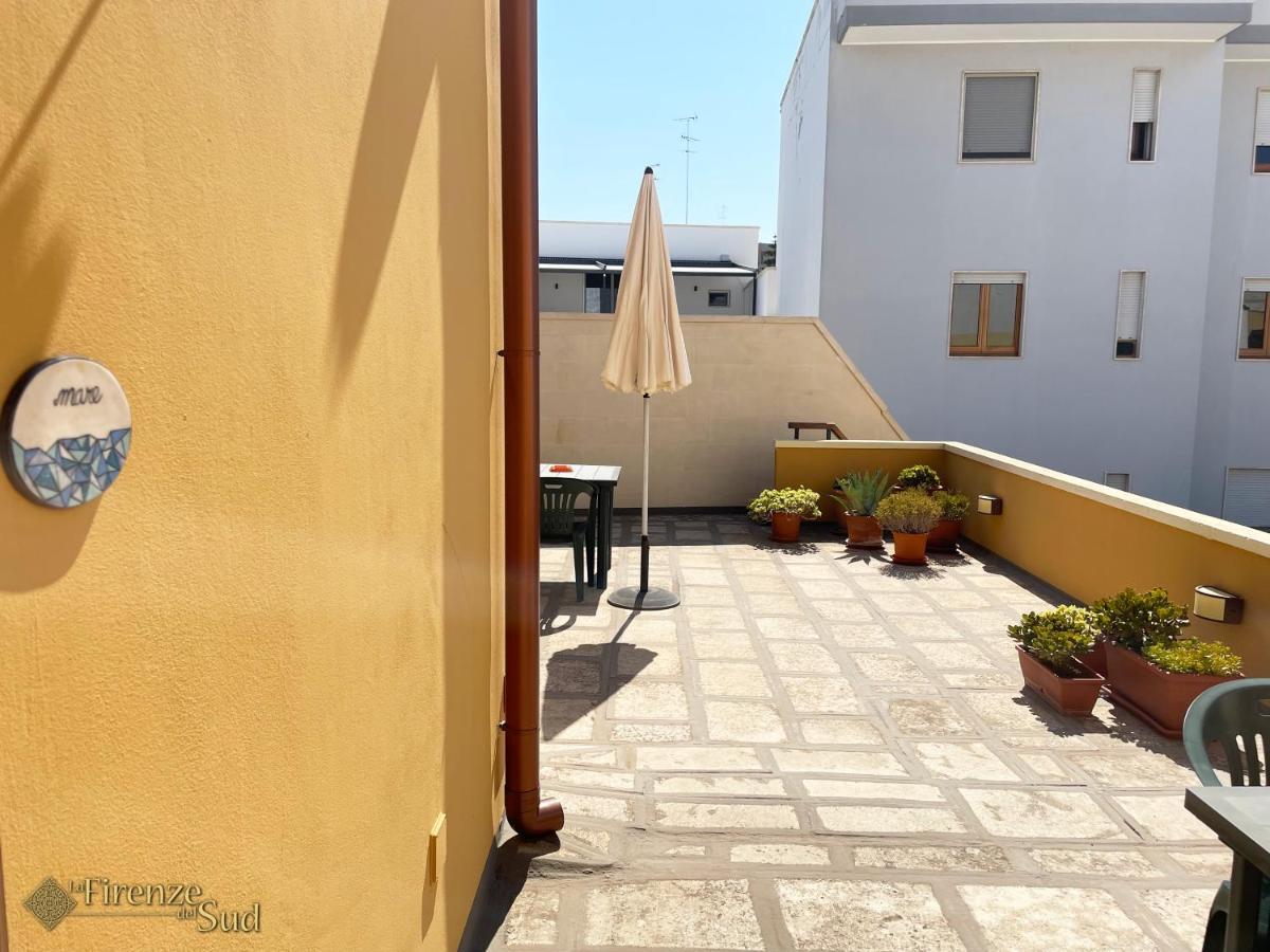 La Firenze Del Sud Panzió Lecce Kültér fotó